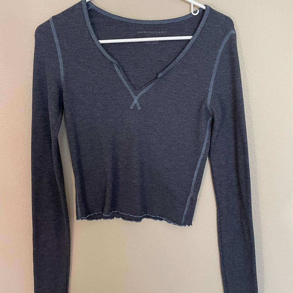 Blue American eagle top!!